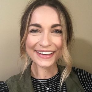 Meet your Posher, Linsey